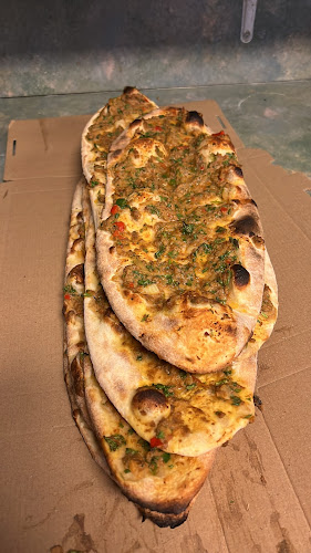 Comentarii opinii despre Gala Kebab Pizzeria