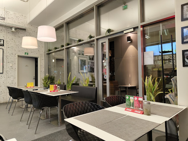 Parmesan Arabia - Ravintola-ala