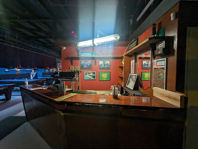 Comentarii opinii despre Corona Baari & Biljardi