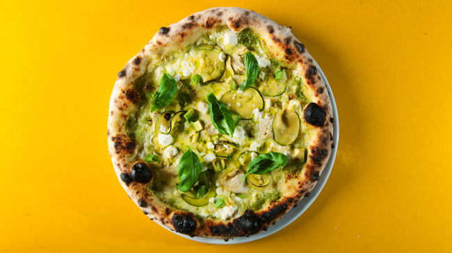 Tuba Food & Lounge - Oulu