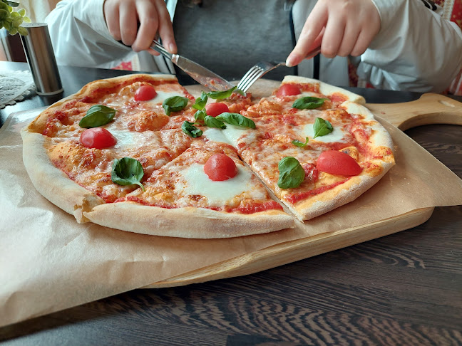 Pizza Hour Phone number
