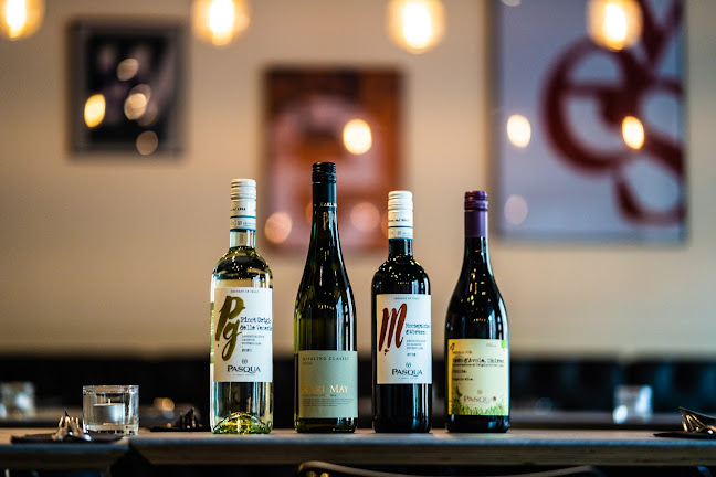 Naples Pizza & Wine Kamppi