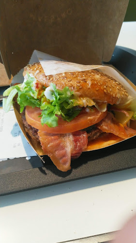 Comentarii opinii despre McDonald's Espoo Lommila