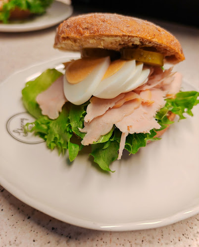 Robert's Coffee Wanha Kauppahalli - Ravintola-ala