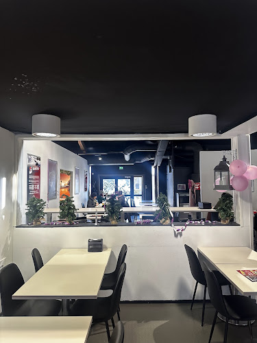 Santa´s Pizza & Burger - Ravintola-ala