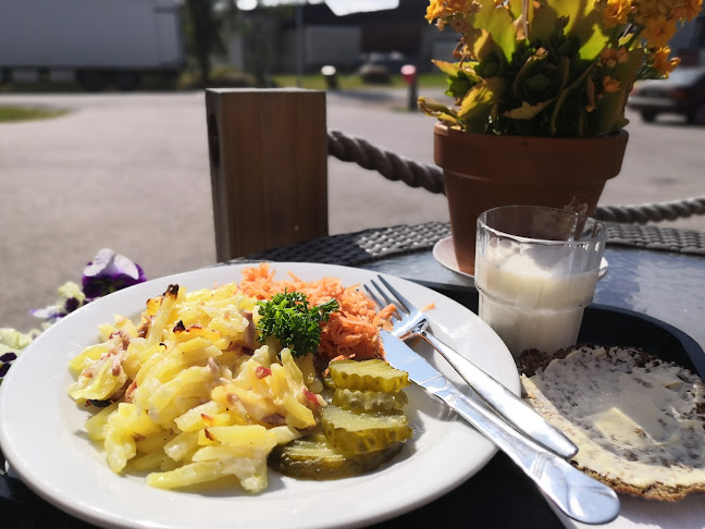 Opinii despre Pirjon Pakari Ylivieska Oy în Ylivieska - Ravintola-ala