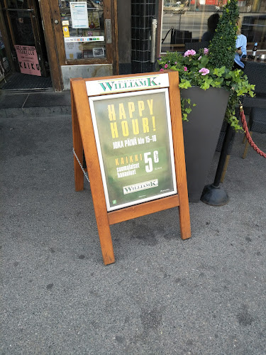 William K. Kurvi - Ravintola-ala