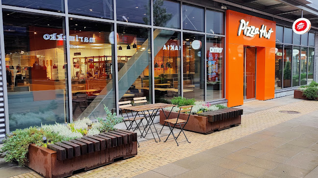 Pizza Hut Helsinki Outlet