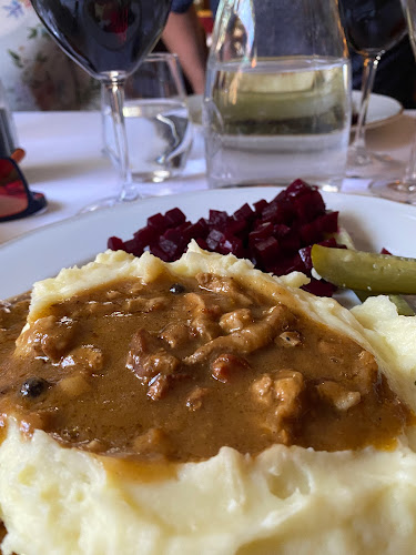 Ravintola Kolme Kruunua - Ravintola-ala