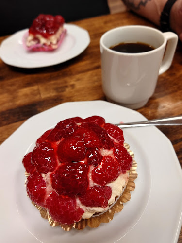 Comentarii opinii despre Kahvila-konditoria Tiina-Elina