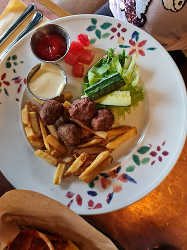 https://www.raflaamo.fi/fi/ravintola/rovaniemi/amarillo-rovaniemi