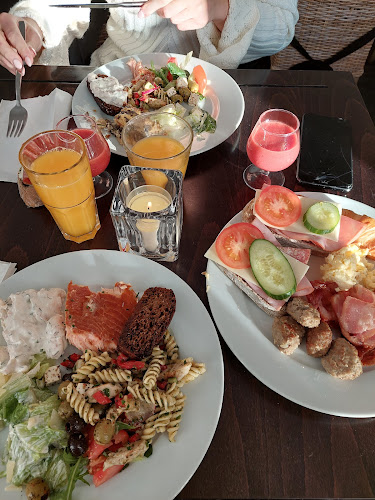 Comentarii opinii despre Café Sali