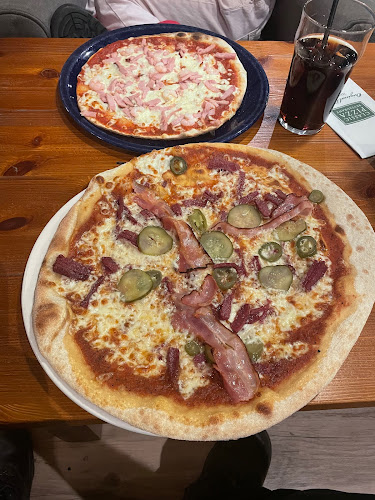 Classic Pizza Restaurant - Turku