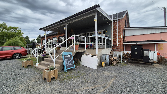 Comentarii opinii despre Smoky Morris