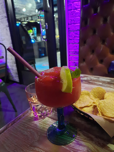 Amarillo, Kotka - Kotka