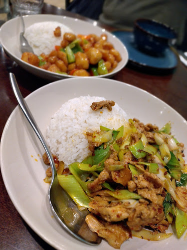 Mei Lin Sichuan & Vegetarian Restaurant