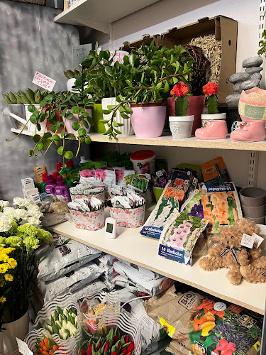 Laakson Karkki K&G ( kioski jäätelä kahvi )