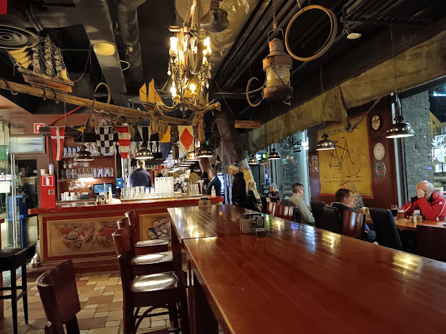 Tennispalatsinaukio 4, 00100 Helsinki