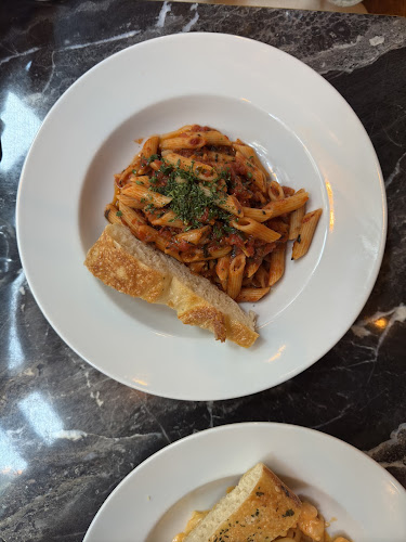 Ravintola Olivia - Kluuvi