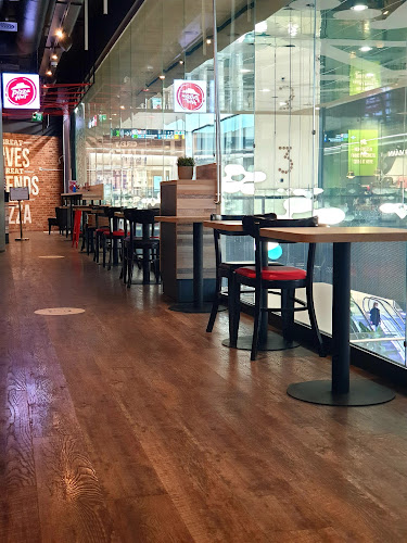 Opinii despre Pizza Hut Tapiola în Espoo - Ravintola-ala