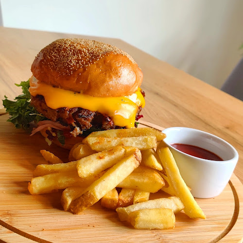 The Urban Bites | Burgers & Wraps