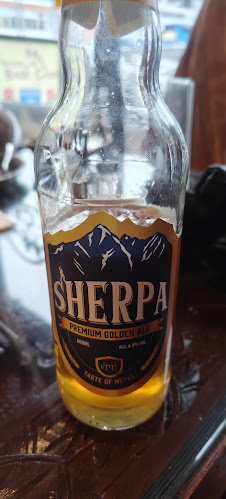 Comentarii opinii despre Base Camp