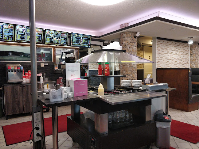 Comments and reviews of Puistokadun Kebab Pizzeria- Aito Döner