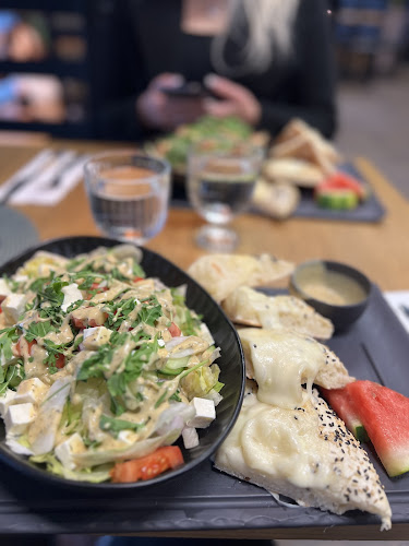 Comentarii opinii despre Deniss Kebab