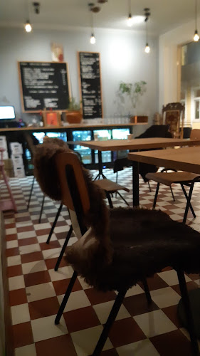 Comments and reviews of Pizzeria Ylp!