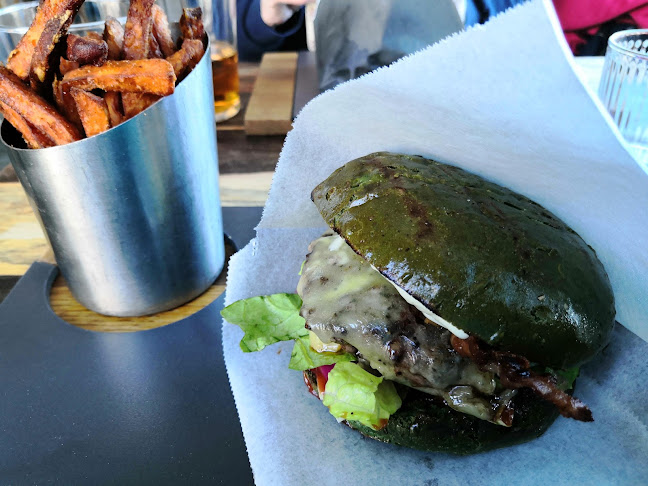 Burgers & Wine - Helsinki