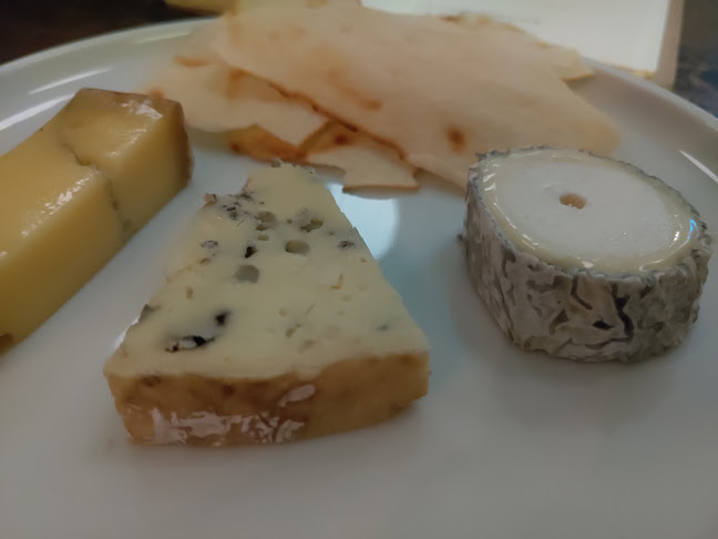 Viinibaari Apotek / Wine Bar Apotek - Helsinki