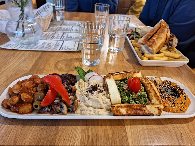 Comments and reviews of Syrian House Restaurant