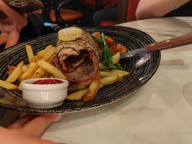 Rosso Iso Omena, Espoo - Espoo