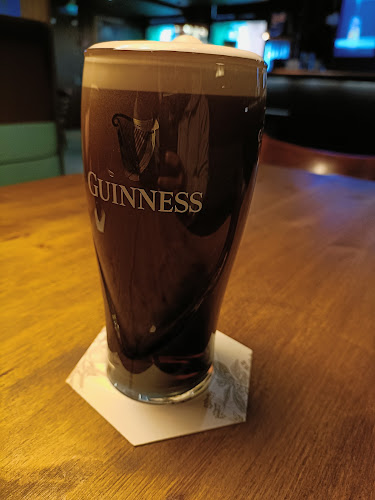 Opinii despre Champs Irish Pub & Sports în Tampere - Ravintola-ala