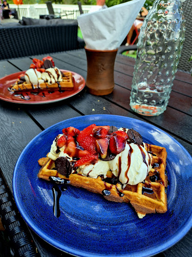 Comentarii opinii despre Bar & Restaurant Kommodori