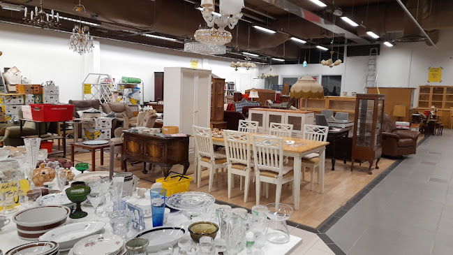 Bella Itsepalvelukirpputori - Ravintola-ala