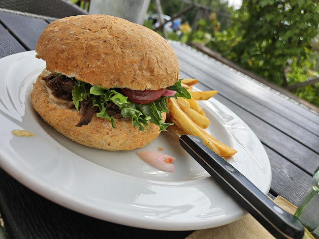 Iloisen Pässin maalaispuoti ja kahvila - Koitsanlahti