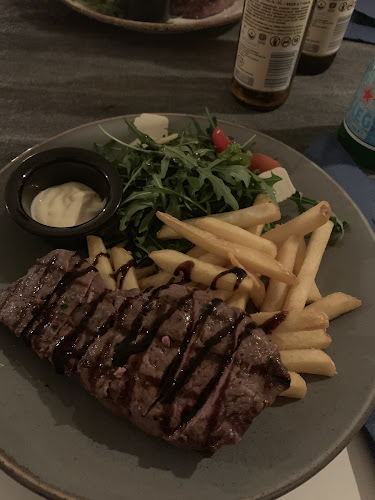 Ravintola Gusto Phone number