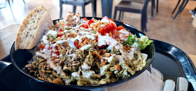 Comentarii opinii despre Ullan Pakari Riihimäki