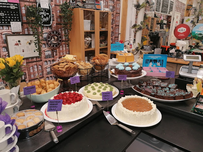 Comentarii opinii despre Lounas-kahvila Kuningatar ja Kuhnuri