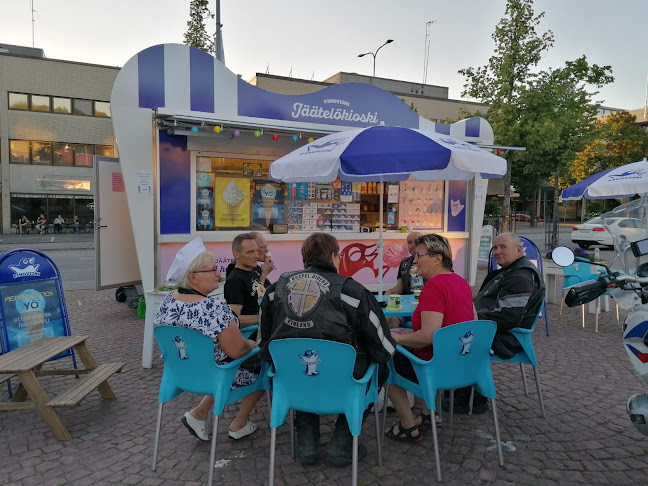 Lohjan Pingviini jäätelökioski