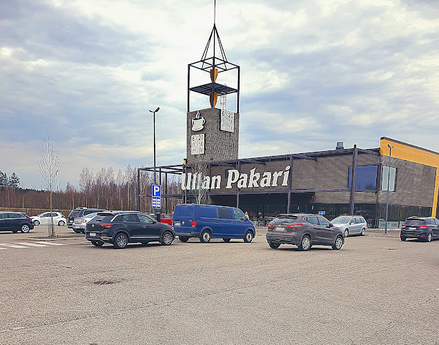 Ullan Pakari Riihimäki - Ravintola-ala