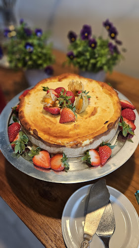 Comments and reviews of Ani's Café