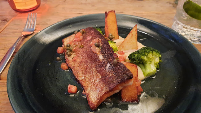 Opinii despre Bistro Kirkkopuisto în Jyväskylä - Ravintola-ala