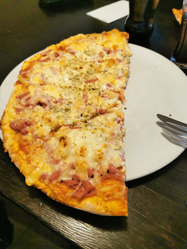 Comentarii opinii despre Kebab-Pizzeria Kristal