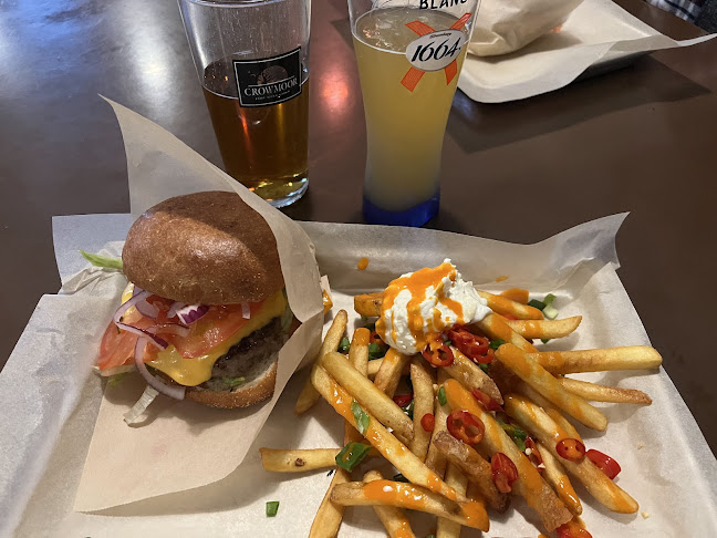 Kauppayhtiö - Ravintola-ala