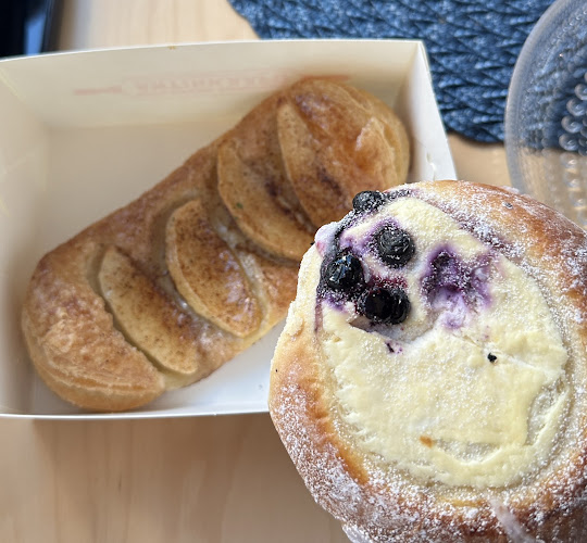 Opinii despre Kotileipomo Antinkaapo Oy în Rovaniemi - Ravintola-ala