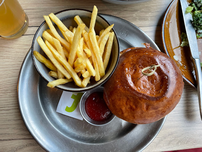 Comentarii opinii despre Taproom Helsinki by Sori Brewing