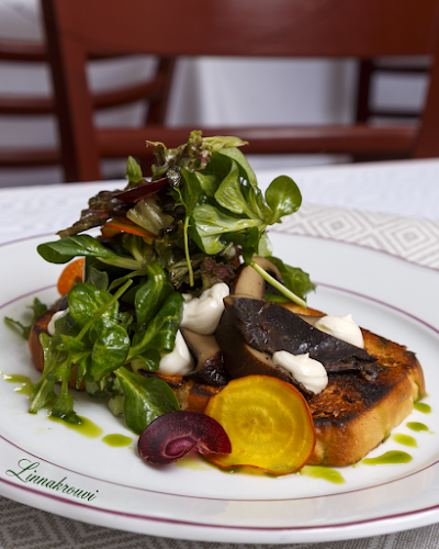 Comentarii opinii despre Kesäravintola Linnakrouvi