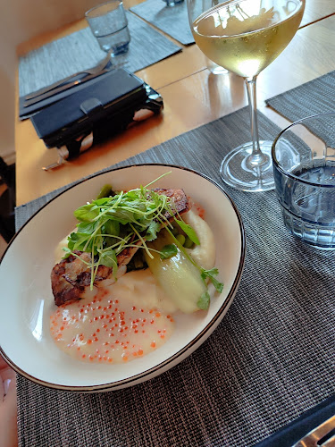 Comments and reviews of Kitchen & Bar at Courtyard